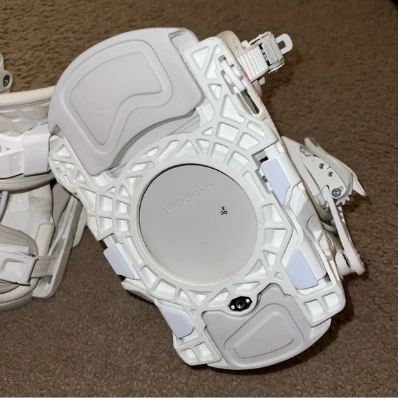 Flow Snowboard Bindings (OMNI) - Picture 9 of 16